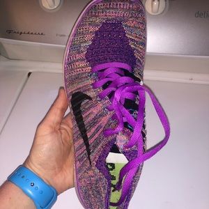 Nike size 7 multicolor!